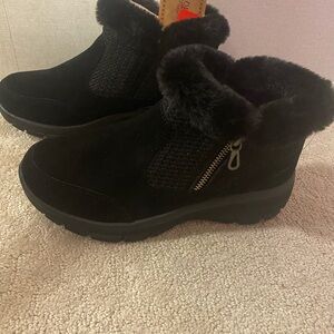 Skechers Black Faux Fur Winter Boots